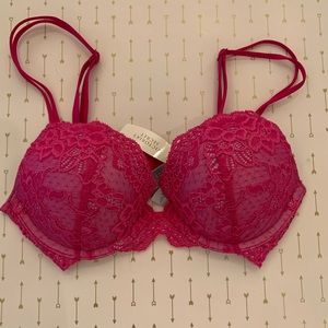 NWT Victoria’s Secret Very Sexy Push-up Bra